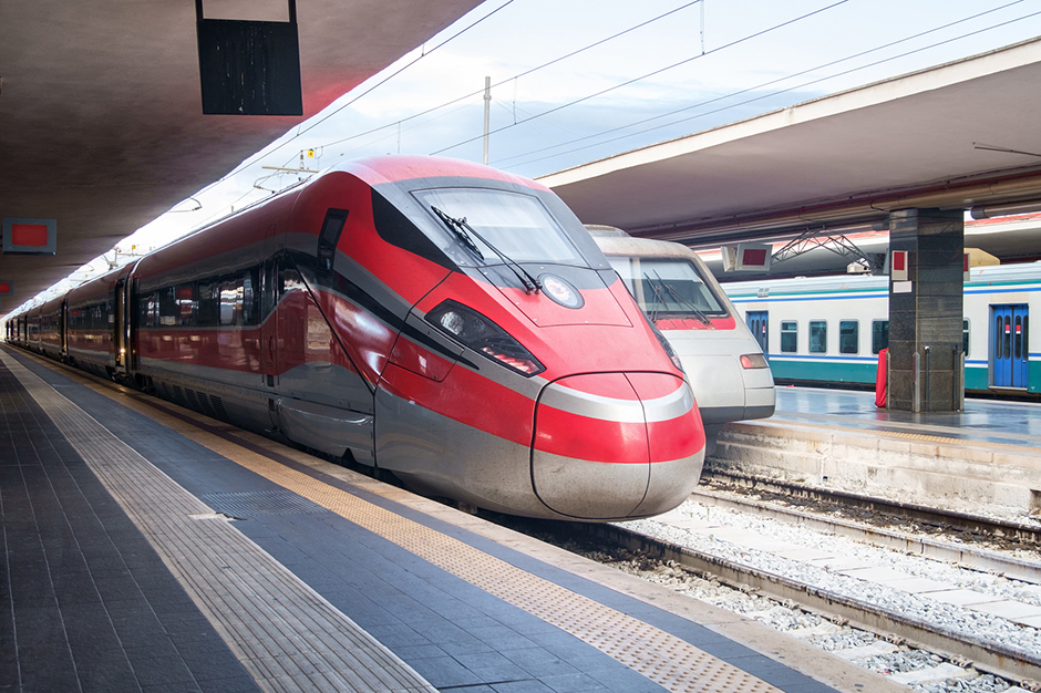 10 essential tips for European train travel