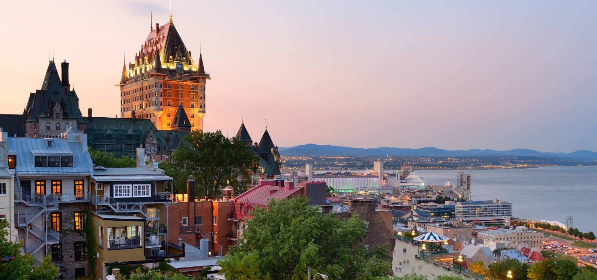 Explore Quebec | Railbookers®