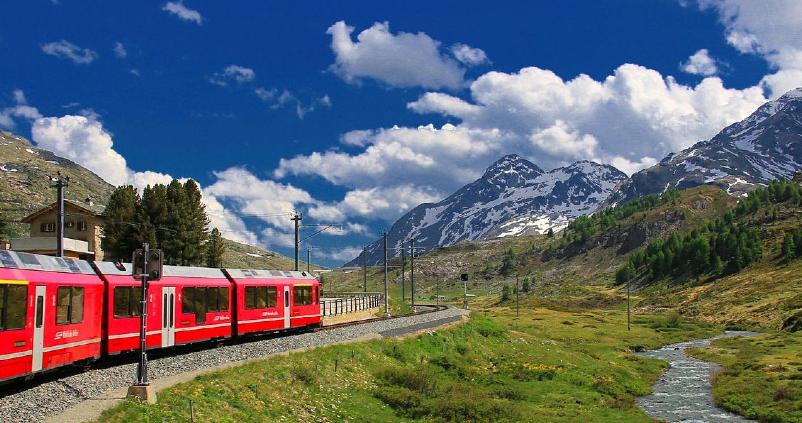 5.-Bernina-Express-in-Switzerland-1800x600