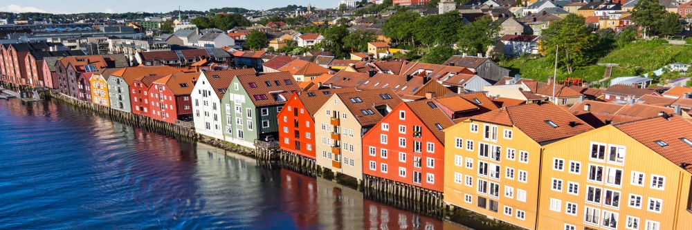 Trondheim-Waterfront-Houses-1800x600 Trondheim-Waterfront-Houses-1800x600